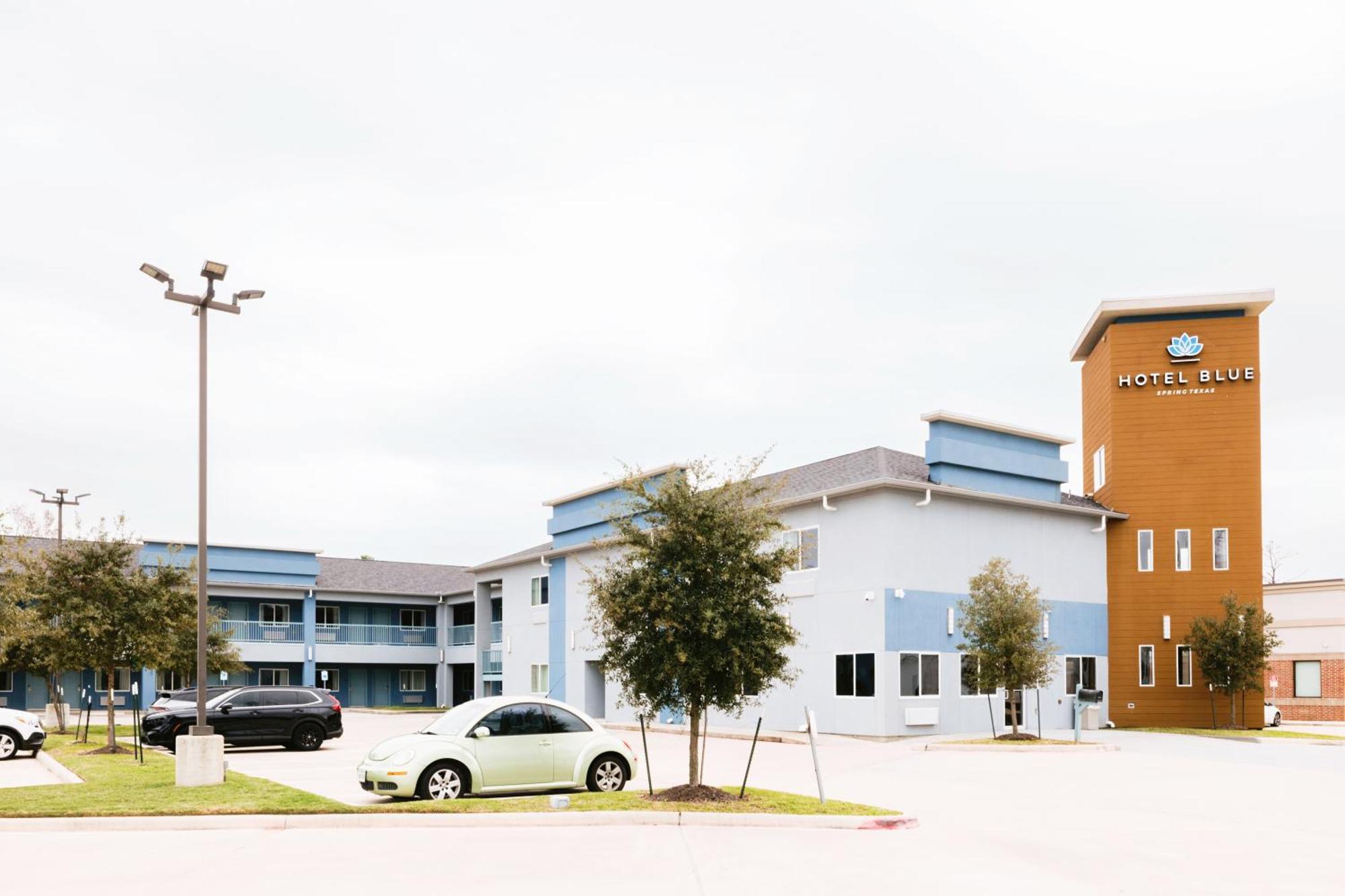 Hotel Blue Spring Exterior photo