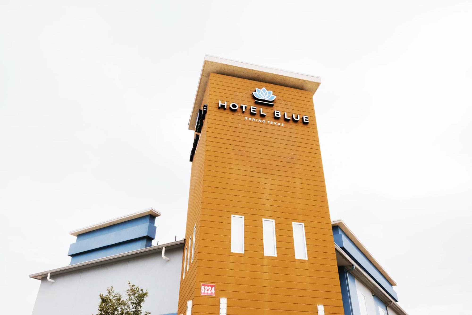 Hotel Blue Spring Exterior photo
